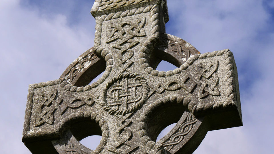 ireland-cross